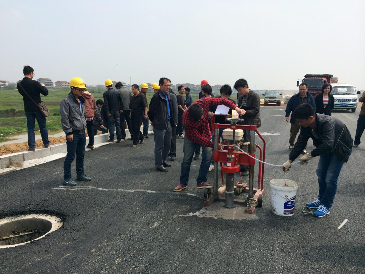 冰球突破-冰球电游奢华版_MG冰球游戏