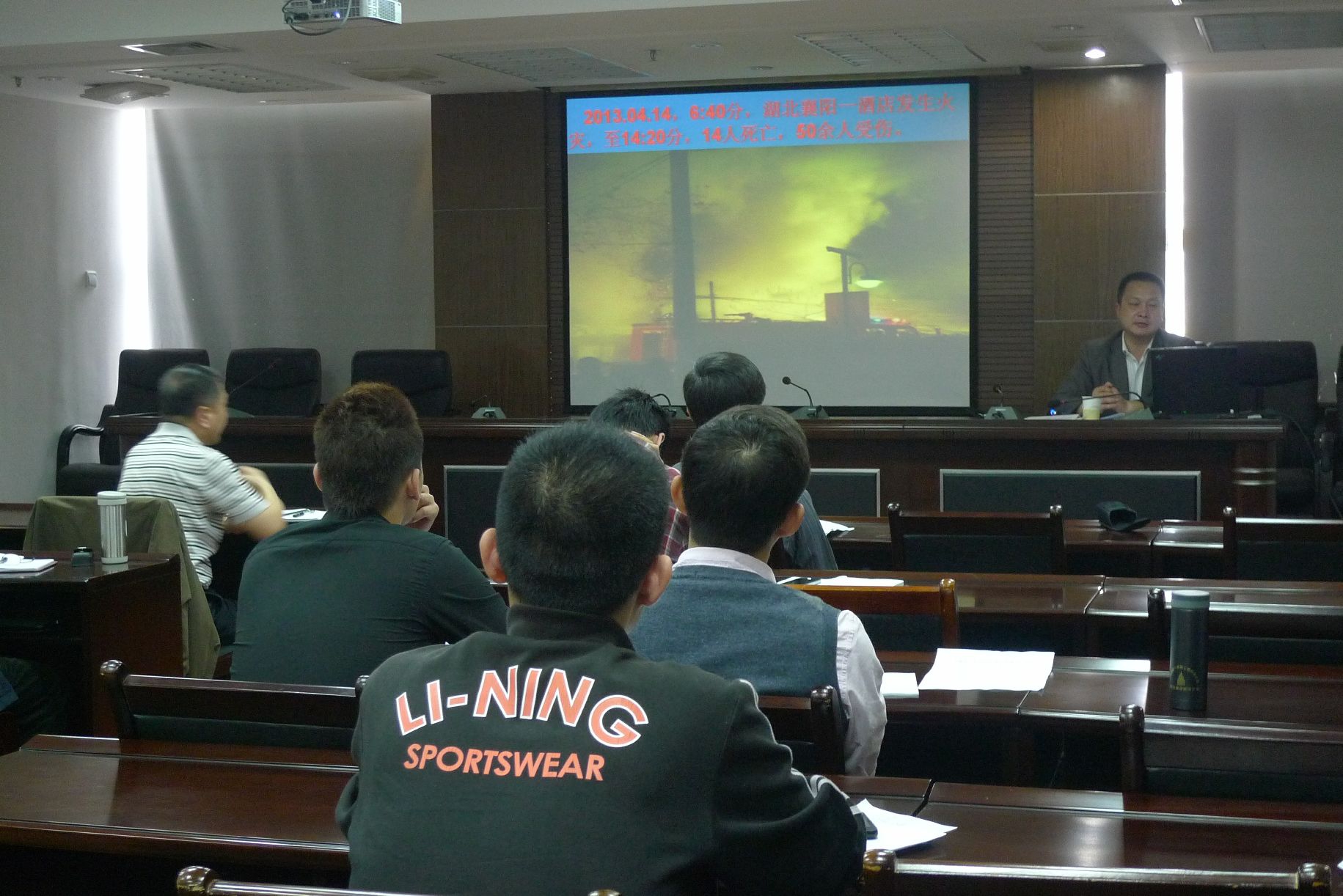 冰球突破-冰球电游奢华版_MG冰球游戏