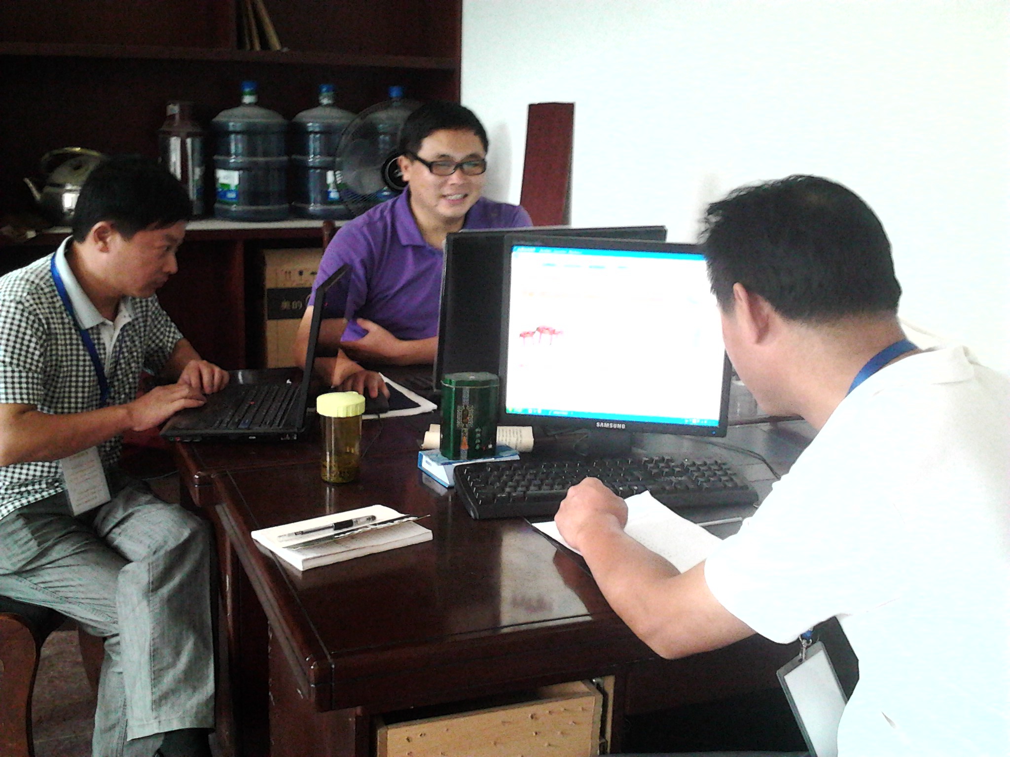 冰球突破-冰球电游奢华版_MG冰球游戏