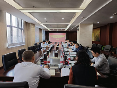 南昌市国资委二级调研员傅荣志调研南昌市冰球突破集团国企鼎新深入提升行动工作